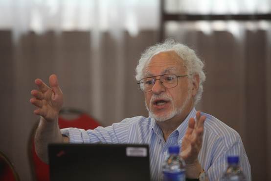美国国家老年问题研究院（NIA）社会与行为研究项目主任Richard Suzman教授精彩演说